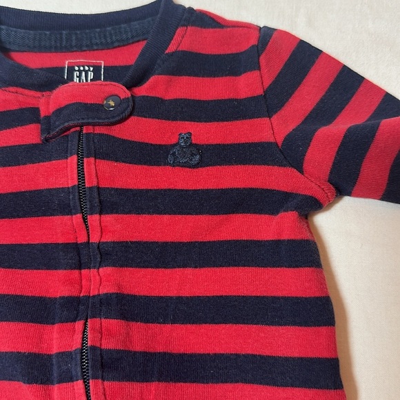 GAP Baby - Navy and Red Striped Footie Sleeper - Picture 2 of 3